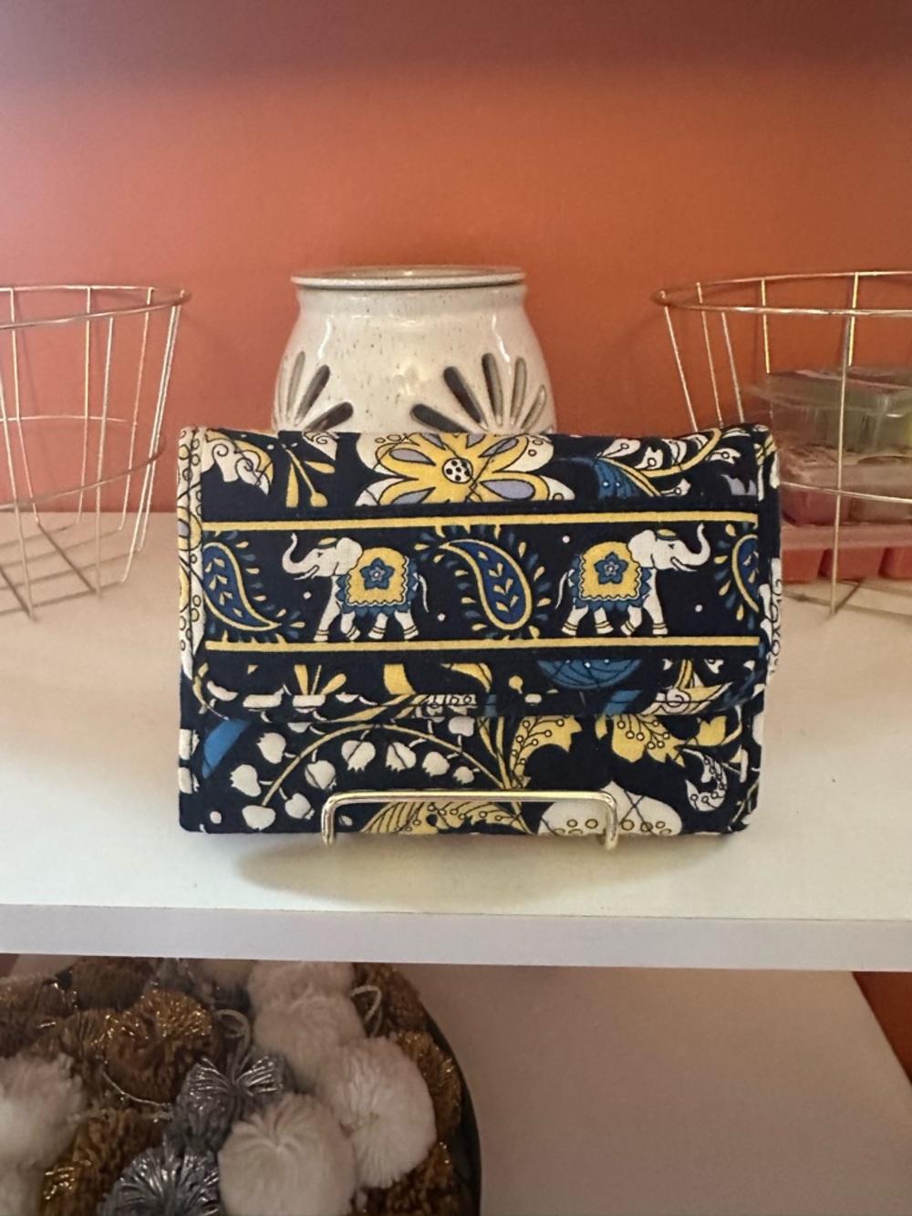 VERA BRADLEY Crossbody Bag and Wallet “Elle Blue” retired print(EUC) - Picture 9 of 16